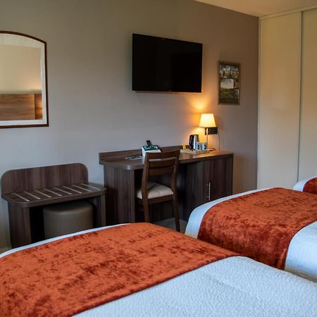 Logis Des Sources Hotel Créney-près-Troyes Eksteriør billede