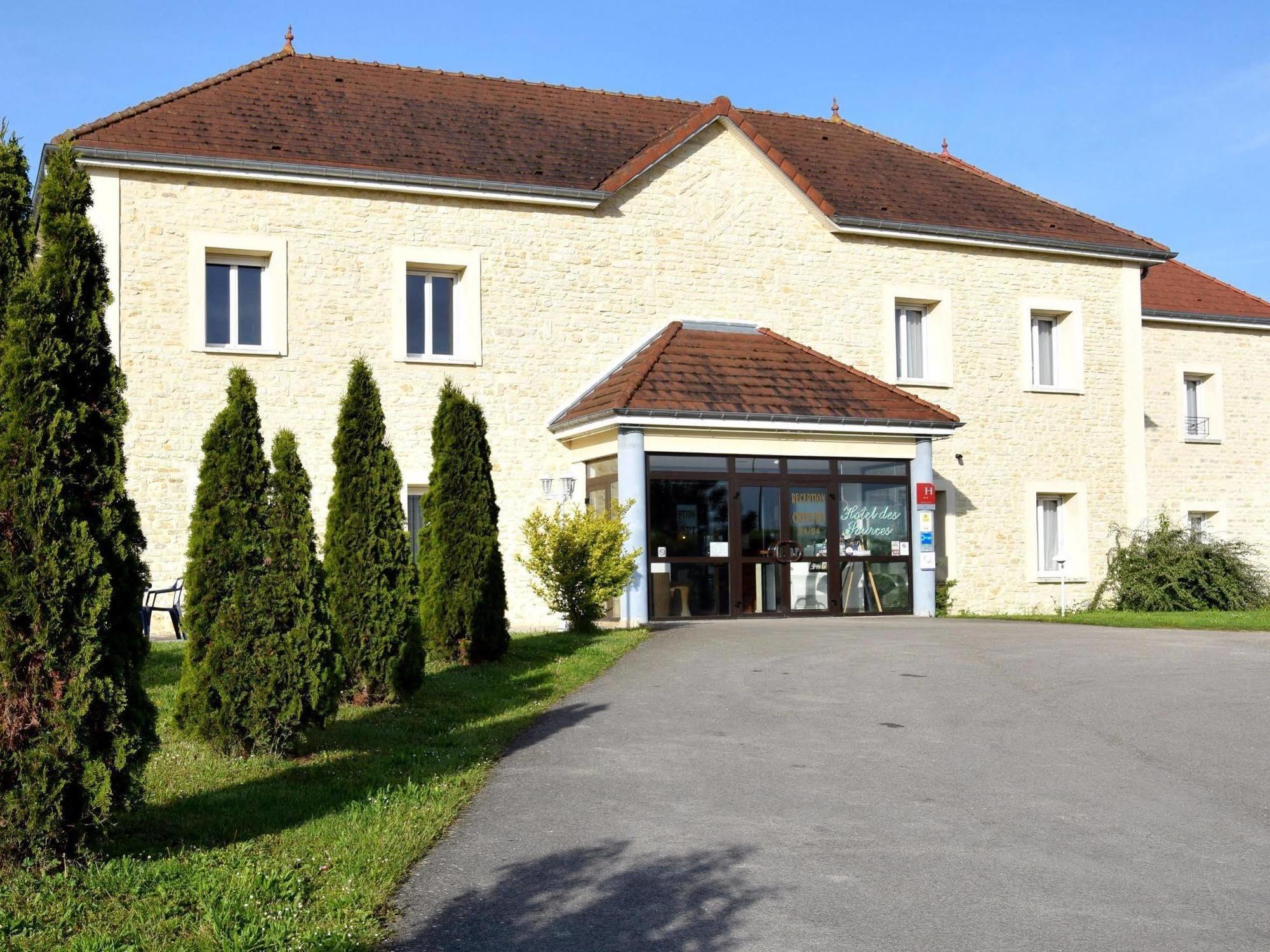 Logis Des Sources Hotel Créney-près-Troyes Eksteriør billede