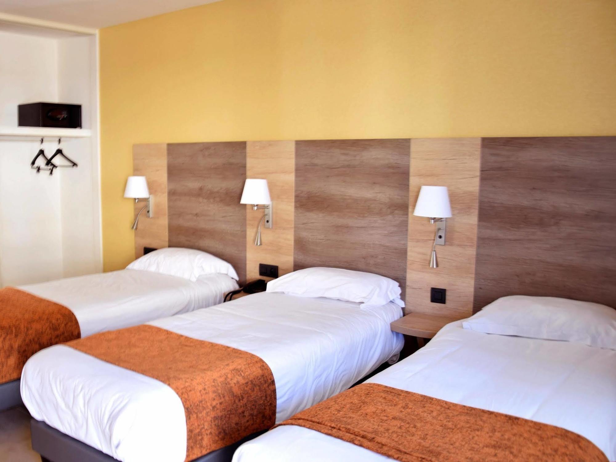 Logis Des Sources Hotel Créney-près-Troyes Eksteriør billede